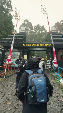 lawu secandu ituuu  #gununglawu #fyp #cemorosewu #lawuviacemorosewu #pendaki 