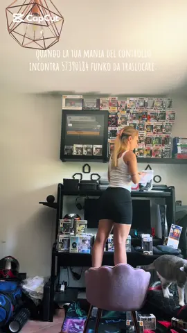 Questa non è ossessione, è sopravvivenza.😜 #funkopop #trasloco 