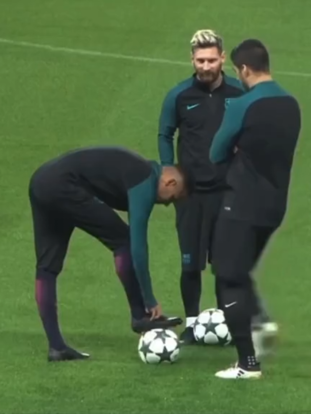 feliz aniversário pra mim...🎂🕺🏼 #fyp #vibes