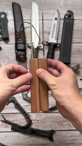 Do you want one?#knives #samurai #cool #fruit #hunting 