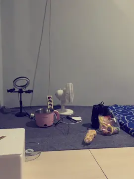 temenin kos breee gua di pasar darurat jakarta barat 🙏sumpah ni gua serius cari yg mau