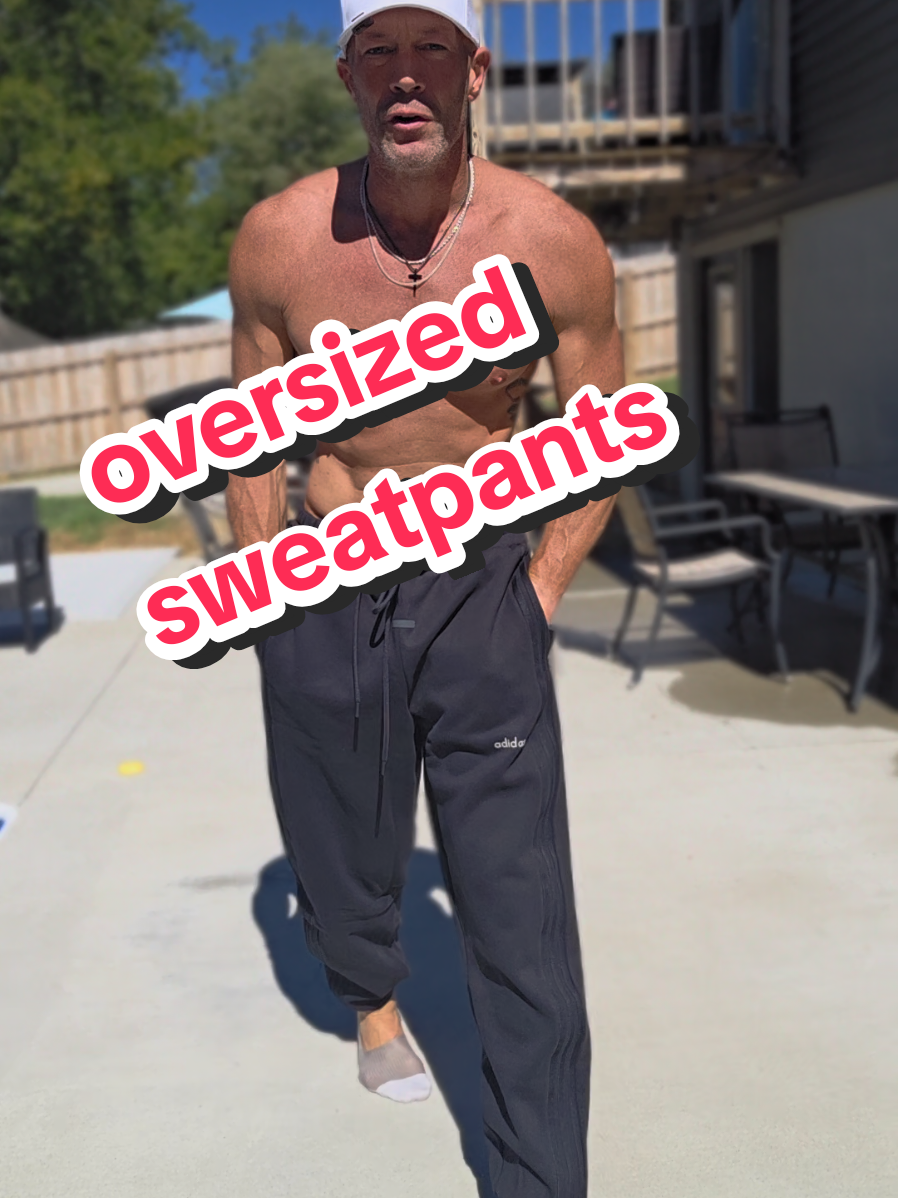 @SHOEBACCA @adidas mens oversized sweatpants  #titokshopcreatorpicks  #tiktokshopbacktoschool  #creatoricons 