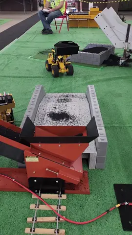#LiveOutlandish 1/14 rc front end loader and trolley true scale rc truck and construction show #rcconstruction #rctruck #rc