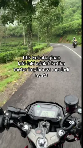_selera orang itu beda beda ya jd jangan pernah menghina hanya karna dirimu merasa lebih sempurna_ #sonic150r#k56gank⚡ #hondasonic150rindonesia 