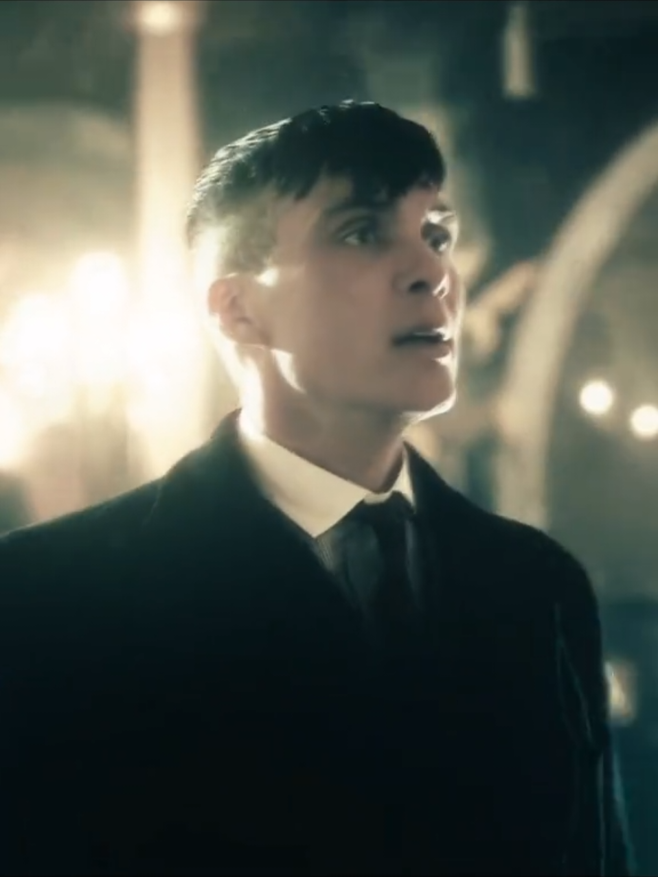 #توماس_شلبي🚬🔥_تكريم_بيكي_بلايندز #بويكا_boyka #توماس_شيلبي_الملك🎩🖤🥀🖇️✋ #لقطة_فائقة_الثبات 