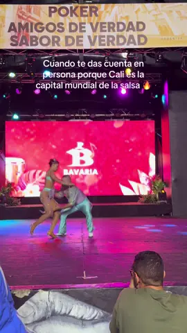 Cali es Cali lo demás es loma 🔥 #salsa #baile #bailarines #acrobatics #hot 