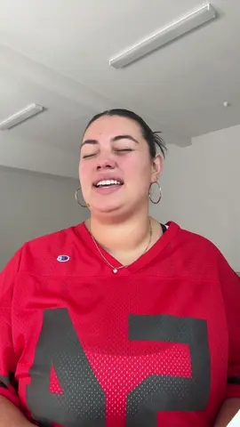 I’ve been seeing everyone bring this back so I had to do it tooo✨ #trending #singing #singer #riffchallenge #foryoupage #fyp #foryou #cover #garage 