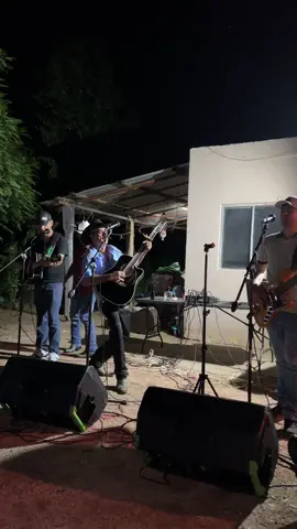 “El Clavo” Miguel Montoya y sus Migueles #guitarra #miguelmontoyalegado #requinto 
