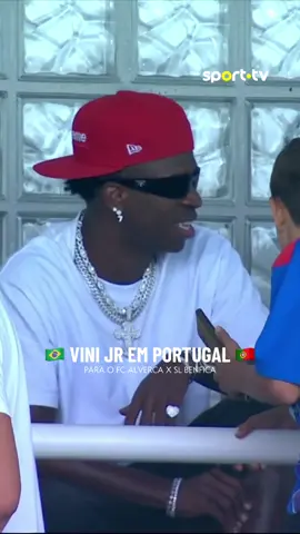 Vinícius Júnior está em Alverca 🇧🇷 #sporttvportugal #ligaportugal #slbenfica #fcalverca #tiktokdesporto 