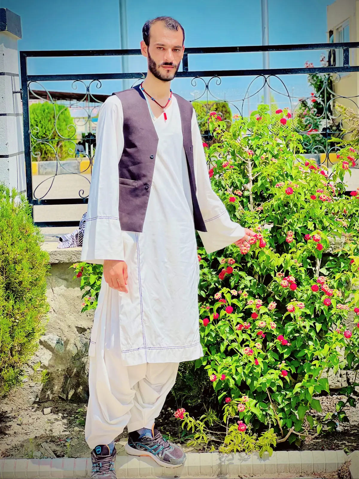 @khateb Rokhan🦅 @gg مریم @Abid Ullah Zaheen ً