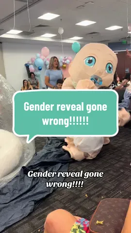#genderrevealgonewrong#genderreveal #ithinkhemad #itsaboyyy #nokidswerehurtduringthisvideo @stephsthabest 