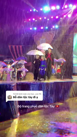 Trả lời @heo _con 95 Bộ trang phục dân tộc Tày đây ạ😍 Vũ điệu Thổ Cẩm Sa Pa năm 2025🇻🇳#xuhuong #xuhuongtiktok #sapa #tiktok 