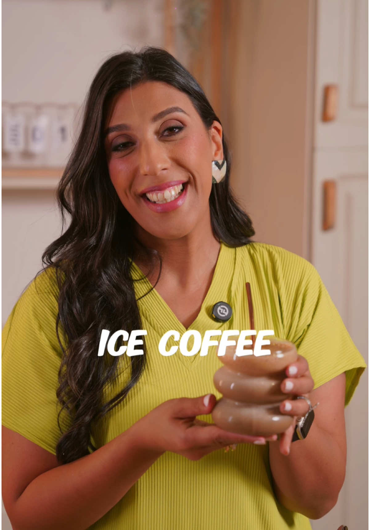 ☕🍌 When your snack fuels both your body and your mood 💛 Iced coffee, banana & dates = energy that lasts ✨ سناك يغذي جسمك ويحسن مودك في نفس الوقت 💛 قهوة + موز + تمر = طاقة في اول اليوم ✨ #Dr_NadaHazem #MindfulNutrition  #EnergyBoost #nutritiontips #سناك_صحي #تغذية_واعية #اختيارات_ذكية #أسلوب_حياة_صحي