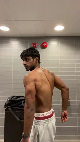 The gym journey is worth it. It’s time for the great lock in. Be patient and the results will show. #xyzabc #gym #motivation #mogging #tamil 