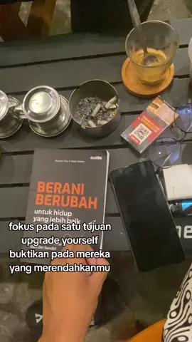 beli bukunya ya  #rekomendasi #fyp #katakata #buku #bukumotivasi 