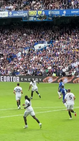 Marc Cucurella bodying Adama Traoré like it's nothing. This man can do it all.#fyy #fyp #foreverchelsea #footballtiktok #chelsea 