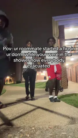 I still had on my shower shoes 🤣🤦🏾‍♂️ #jackson #mississippi #college #xyzbca #viral 