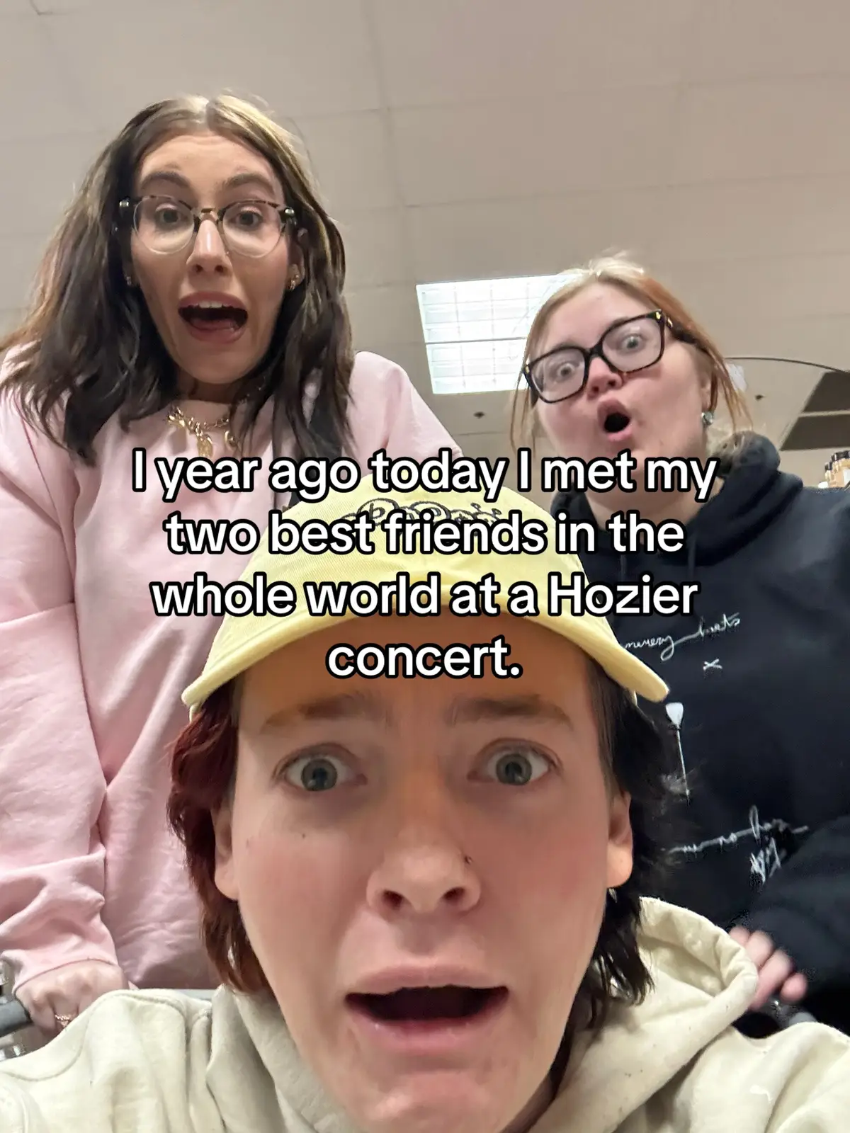 Coolest people ever dead ass  #hozier @𝔾𝕚𝕠💐🌿 @Jenn 