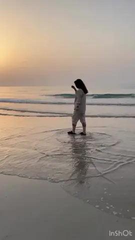 #قەرار نییە تا کۆتایی ژیان ڕەشەبایەکی وێرانکەر بێت،؛ ھەموو شتێک چۆن دەستپێکی ھەیە کۆتایشی ئەبێت ئەزیزم ، ئەگەر لەباردودۆخێک دایت کە ھەست ئەکەیت ھەر لەگەڵت ئەمێنێتەوە بیرت بێت خۆشت تا کۆتایی نامێنیتەوە ، کەواتە ھیچ شتێک تا سەر نییە ، ھەناسەیەک ھەڵمژە و کەمێک باشتر بیر بکەرەوە بشزانە تا ناخۆشی و سەختیش نەبینی ناگەیت بەھیچ..