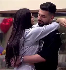 احبك😭😭