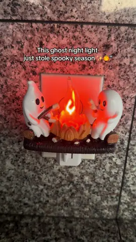Ghosts that roast marshmallows > ghosts that haunt 🫶👻 #SpookySeason #HalloweenAesthetic #GhostDecor #HalloweenVibes #CozyHalloween 