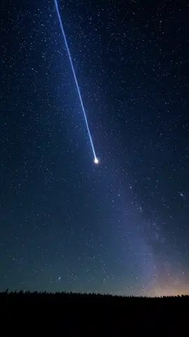 amanhã chuva rara de meteoros  #astronomia #chuvademeteoro #meteoro #terra #asteroid 