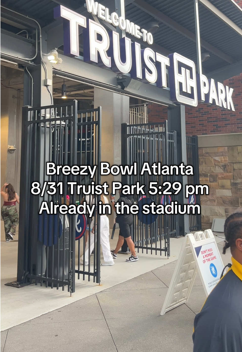 Breezy Bowl Atlanta day 2 8/31 Waited in line only 6 minutes, doors opened a little earlier than 5:30 pm. No issues with lines or parking, or seats. Who’s here???