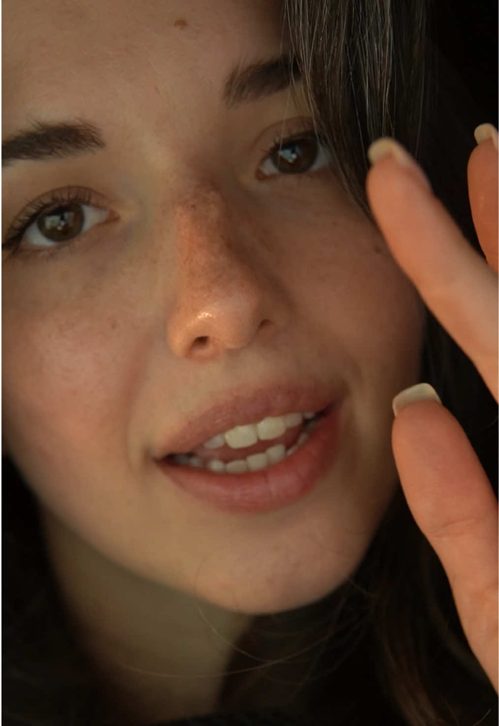#ASMR Trigger words (request by @༺𖤐𓆩❤︎𓆪☥ ༻ ) #asmr_tingles #asmrtiktok 