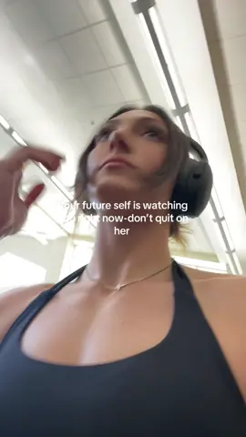 your future self is cheering for you 🩷 don’t quit now babe #cardio #fitnessmotivation #FitTok #gymgirl #wellnessgirl