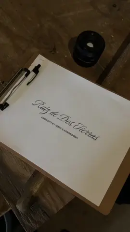 🎬 Próximamente, el capítulo que todxs estaban esperando… la Raíz de Dos Tierras collection hace su gran regreso 09.01 a las 12pm CST solo en Amorcitobyyarig.com 🤠 