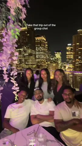 CHICAGOOOOO 😭😩 love this city This is your sign to take that trip💕#chicago #grouptrip #Summer #trip 