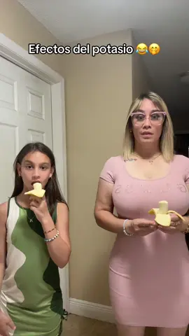 Creo que andamos mal 😂😂😜#parati #tiktok #madreehija #🤣🤣🤣 #funny 