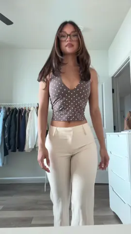 i love whatever style this is 🤌🏼 #OOTD #outfitinspo #fyp 