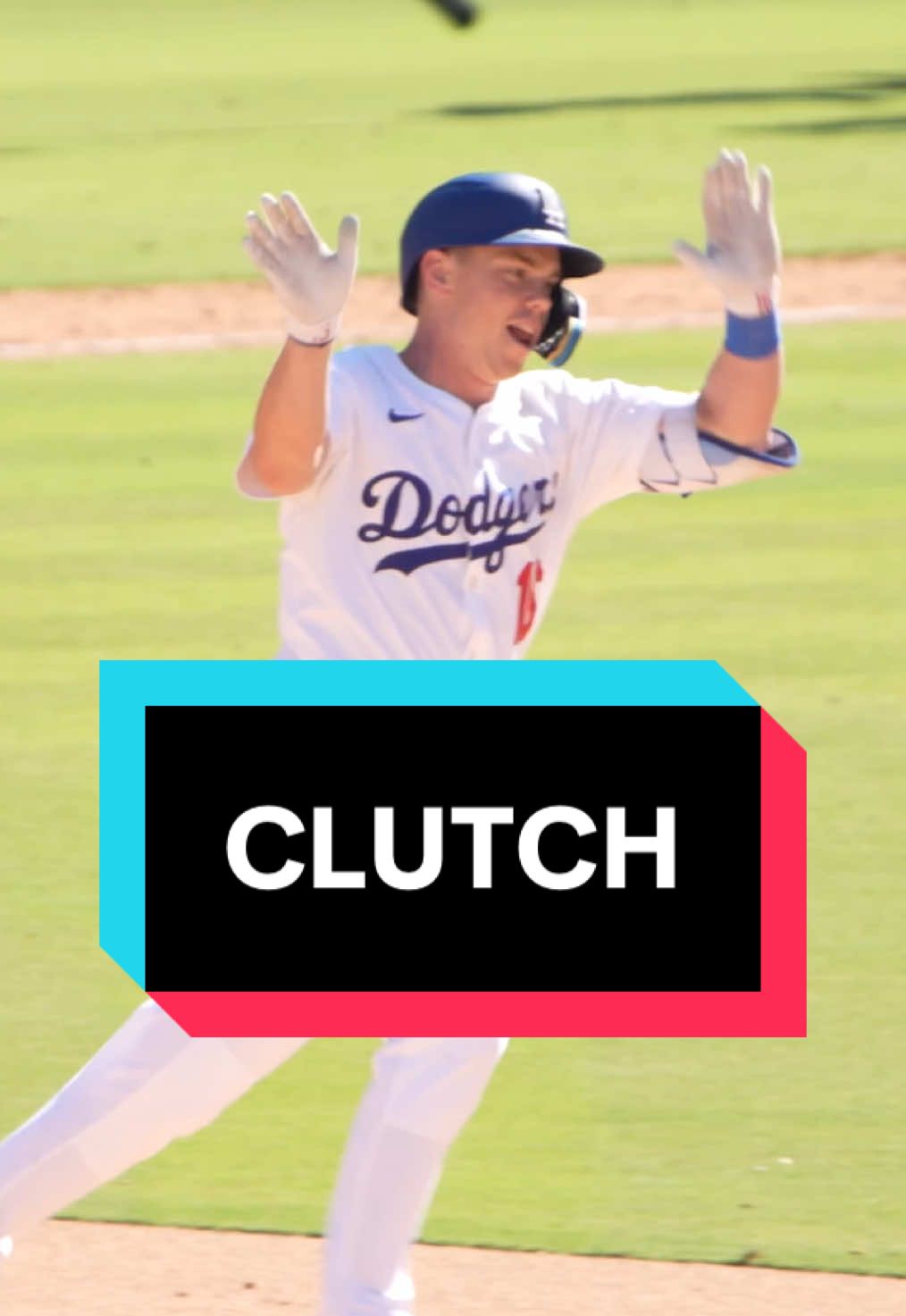 Will Smith is CLUTCH 😮‍💨 #MLB #walkoff #dodgers #baseball #homerun 