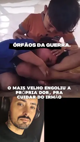 Talvez nossos problemas não sejam tão ruins assim, quando reparamos ao redor do mundo e o tanto de pessoas que estão sendo fortes, quando não há mais nada o que esperar pela frente. . #amor #Love #compaixão 