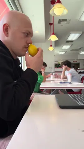 Public lemon 2 