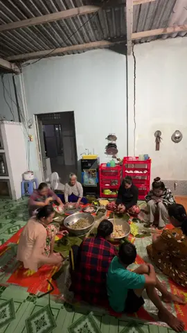 Gói bánh đám giỗ miền tây 😊💚 #trending #damgiomientay #thapmuoi #goibanhtetmientay #fyp 