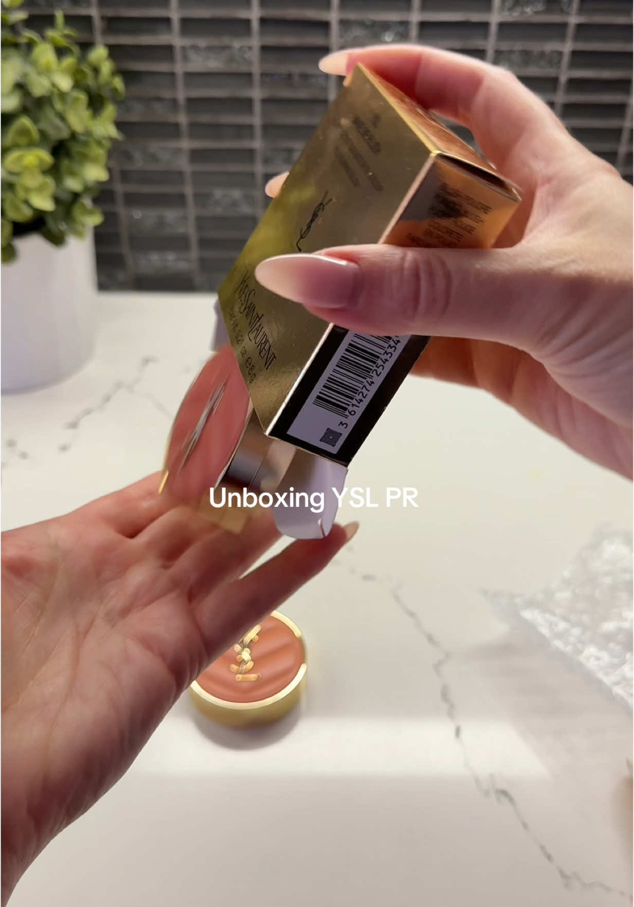 Thank you so much @YSL Beauty these blushes are stunning!! #yslbeauty #yslmakeup #yslblush #newmakeupproduct #makeupproducts #microbeautyinfluencer 