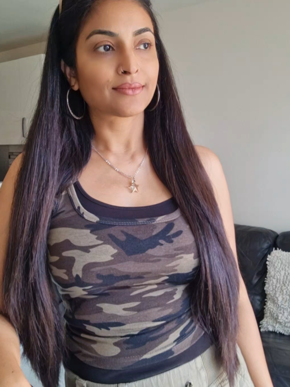 Tere mere bich me....... #1980s #hindisong #foryou #jigx3 #browntiktok 