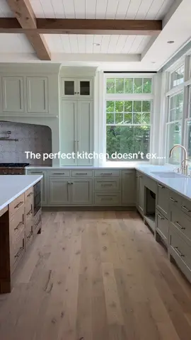 💫 #interiordesignideas #interiorinspo #dreamkitchen #kitchencabinets #kitchendesign 