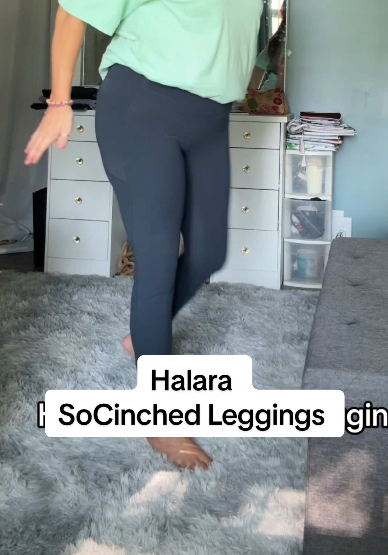 They fit so Good!!  Halara SoCinched Leggings Tummy Comtrol @Halara_official #halara #halaraleggings #leggings 