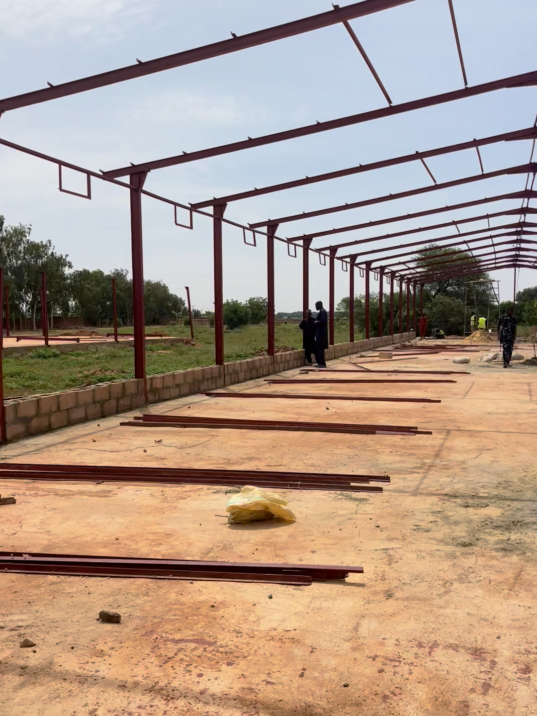 chicken house is building #poultryfarming🐥🐔 #chickencage #chicken #poultrycage #layercage #factory #eggs #layer #egg #factorywork #installationvideo #manureremoving #installation #ventilation #loading #customervisit #customersite