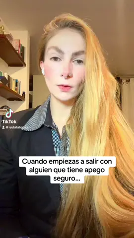 Cuando empiezas a salir con una persona de apego seguro te vas a preguntar muchas cosas y es que a veces no tenemos forma de comparar lo que se siente, pero si hay calma, respeto, entendimiento, te abrirás a una nueva experiencia y encontrarás lo maravilloso de esa paz y si… da algo de miedo desacostumbrarse al caos. #apegoseguro #apegosemocionales #apegoansioso #apegodesorganizado #relacionessanas 