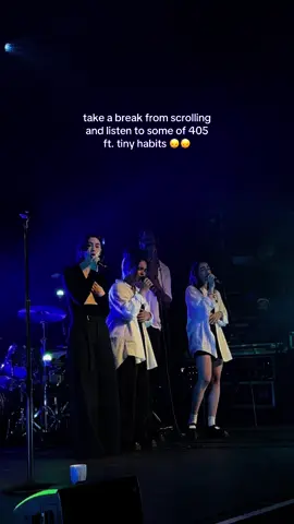 @gracie abrams @tiny habits #gracieabrams #tinyhabits #405gracieabrams #405 #goodriddance #goodriddancetour #duet #collab #concert #concerts #tour #music #fangirl #barricade #trend #fyp 