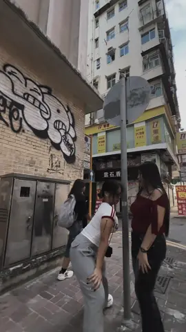 Iki lo mb mb idaman e mas mas hayo mas ngakuo 🫵#CapCut #fypシ゚ #cahgresik #driyorejo_gresik #tkw🇲🇨🇭🇰 