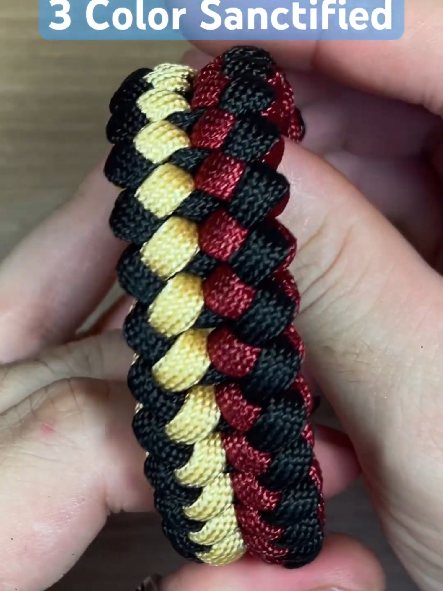 3Color Sanctified Paracord Bracelet. #shorts #diy #macrame #tutorial #매듭 #파라코드 #마크라메#수공예 #방콕취미 #심심풀이 #craft #tutorial #handmade #DIY #macrame #paracord #bracelet #edcknife #edc #매듭 #튜토리얼 #파라코드