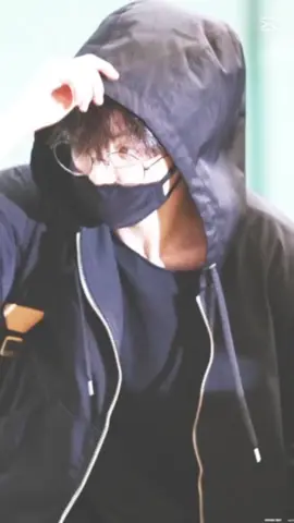 #happy birthday kookie 🥰🥳🎊🤗💋🦋❤️#virelvideo #foryoupage❤️❤️ #umfreezmyacount😓🙏 #tiktoketix fyppppppppppppppppppp 
