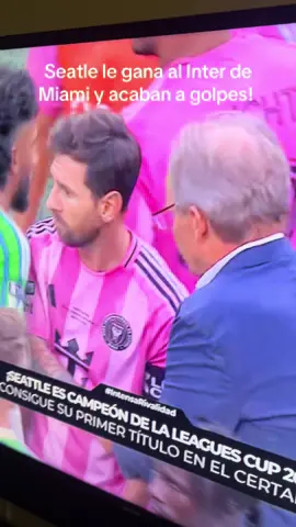 A escupitajos, golpes y jalones así termina la final del Champion League 2025 donde  Leo Messi, Luis Suárez , Rodrigo de Paul todas las estrellas del football revolcados por el piso #interdemiami #messi #rodrigodepaul #luissuarez ##seatle 