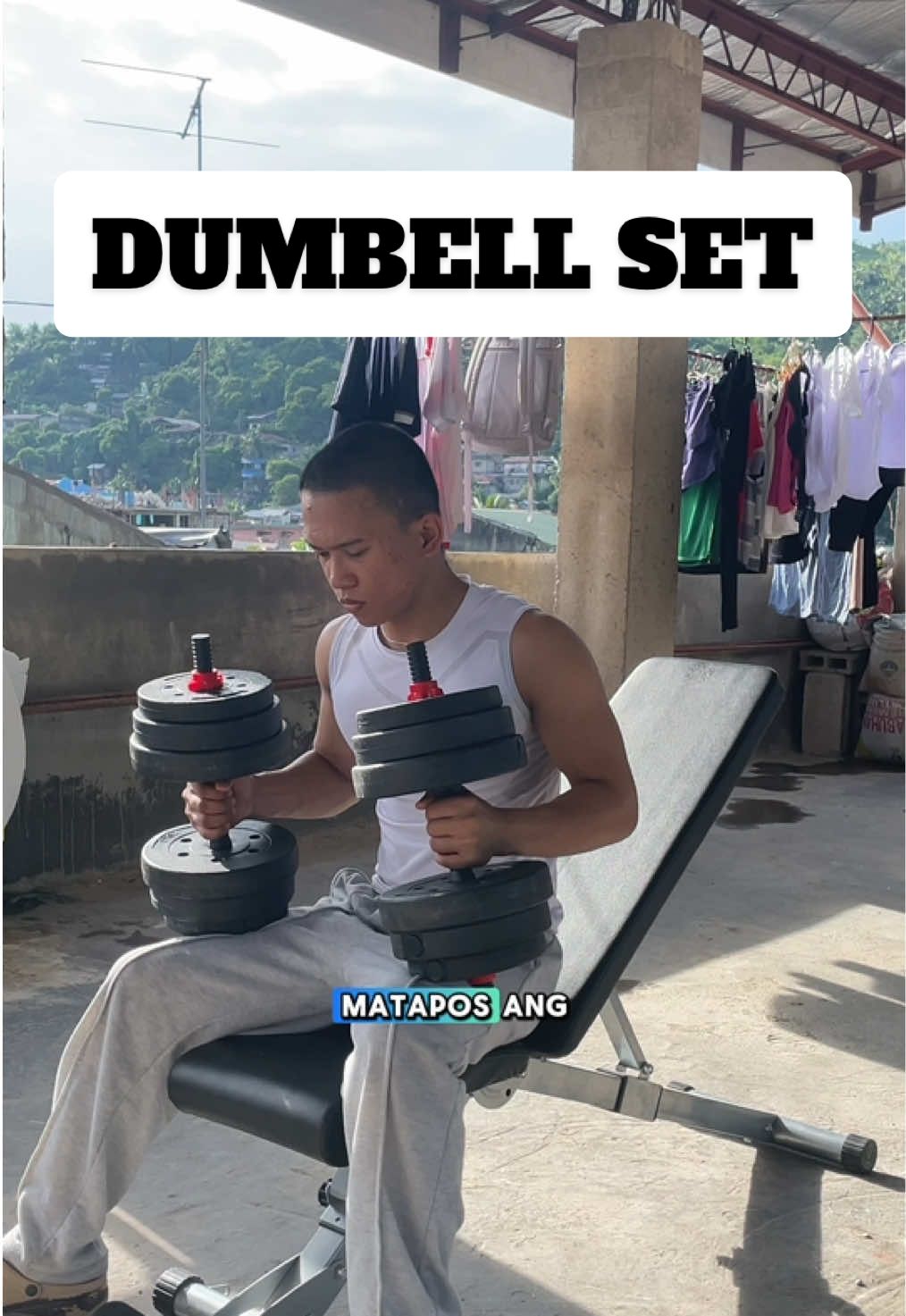 Start your fitness journey now bro using this dumbell set #dumbellset #Fitness #fotnesstiktok #homeworkout #dumbells #foryoupage 