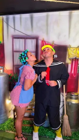 Doña Florinda y kiko #florindameza #doñaflorinda #chavodel8 #chespiritosinquererqueriendo #chilindrina 